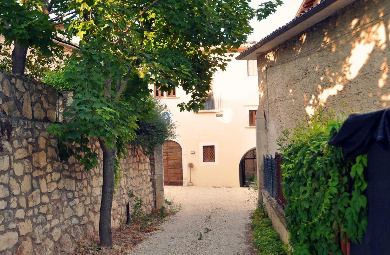 Dimora Dell'Arte Hotel Navelli Exterior photo
